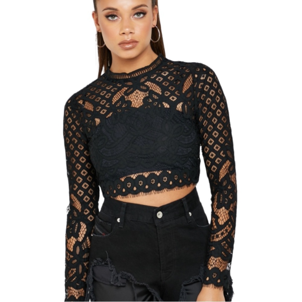 MISSGUIDED High Neck Lace Patterned Crop Top Size 6 (m)